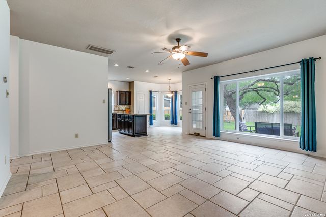 16410 Pemoak Dr., San Antonio, TX 78240