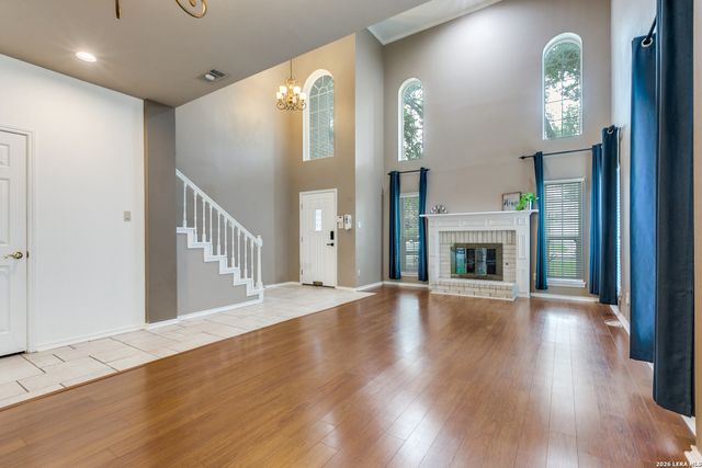 16410 Pemoak Dr., San Antonio, TX 78240