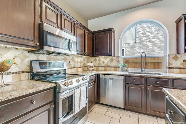 16410 Pemoak Dr., San Antonio, TX 78240
