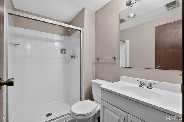 15553 95th Avenue, Florissant, MO 63034
