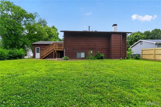 15553 95th Avenue, Florissant, MO 63034