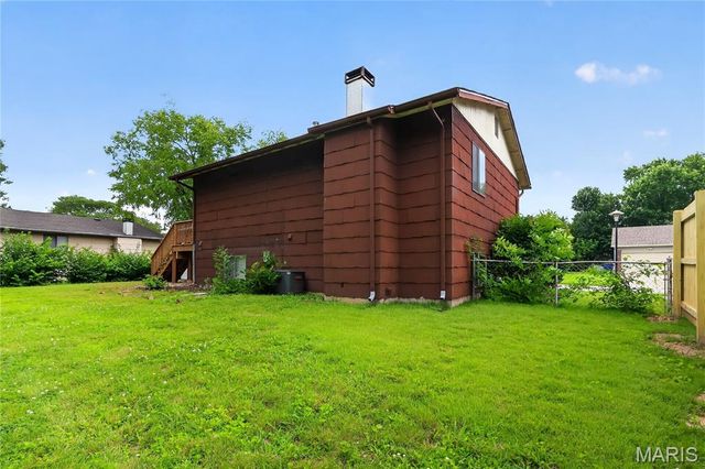 15553 95th Avenue, Florissant, MO 63034