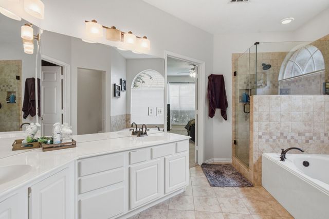 7854 Park Falls Court, Fort Worth, TX 76137