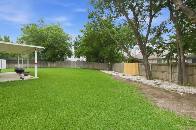 7854 Park Falls Court, Fort Worth, TX 76137