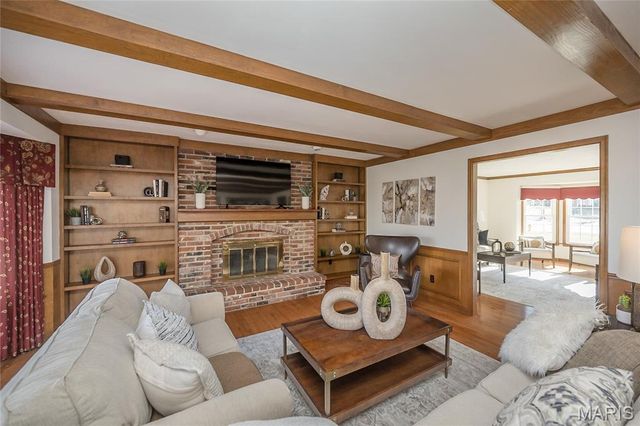 16401 Wilson Farm Drive, Chesterfield, MO 63005