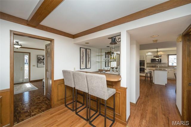 16401 Wilson Farm Drive, Chesterfield, MO 63005