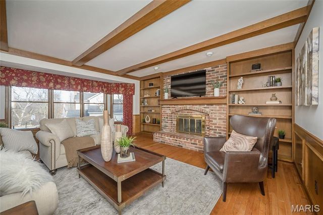 16401 Wilson Farm Drive, Chesterfield, MO 63005