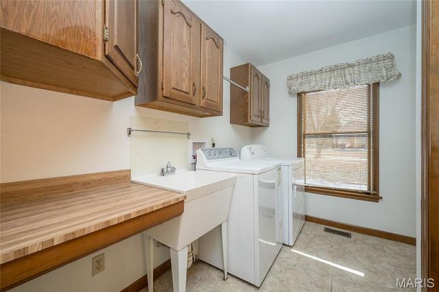 16401 Wilson Farm Drive, Chesterfield, MO 63005