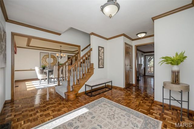 16401 Wilson Farm Drive, Chesterfield, MO 63005