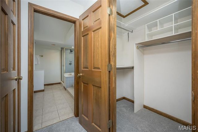 16401 Wilson Farm Drive, Chesterfield, MO 63005