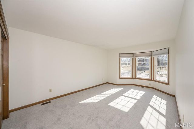 16401 Wilson Farm Drive, Chesterfield, MO 63005