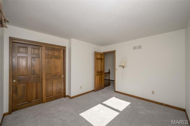 16401 Wilson Farm Drive, Chesterfield, MO 63005