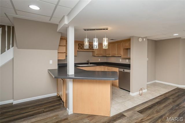 16401 Wilson Farm Drive, Chesterfield, MO 63005