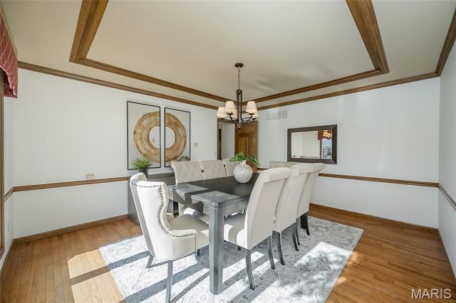 16401 Wilson Farm Drive, Chesterfield, MO 63005