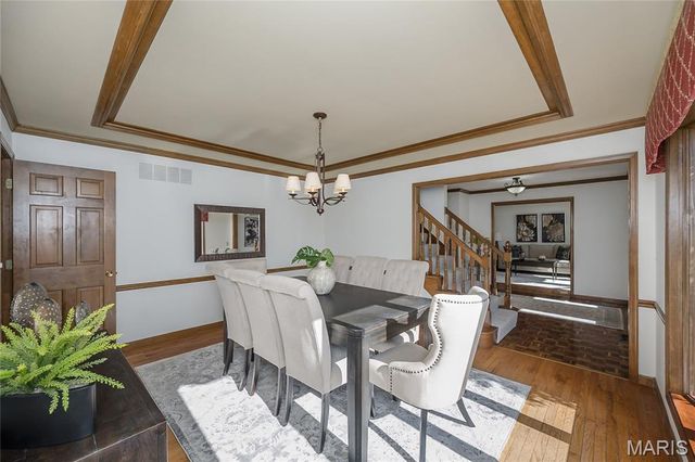 16401 Wilson Farm Drive, Chesterfield, MO 63005