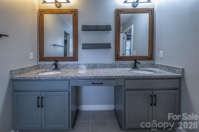 2134 Gillette Drive, Clover, SC 29710