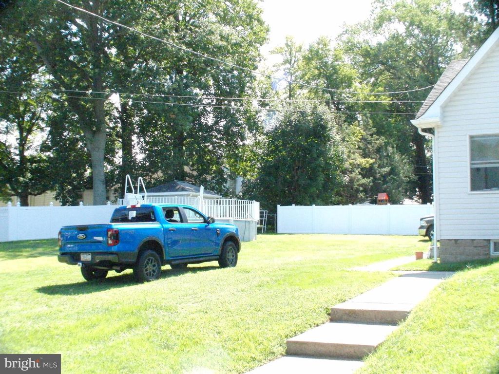 2265 OGDEN AVE, BENSALEM, PA 19020 — photo 4