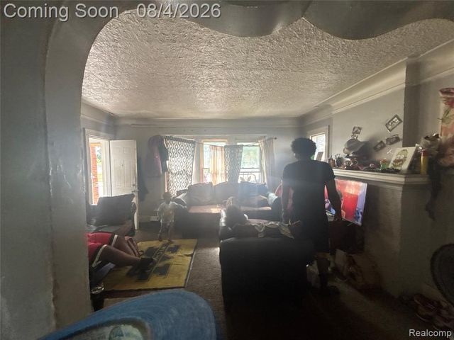 8210 Decatur Street, Detroit, MI 48228