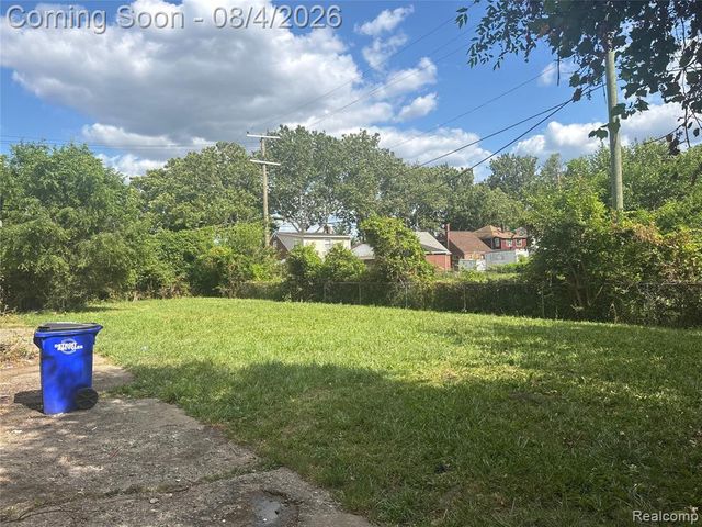 8210 Decatur Street, Detroit, MI 48228