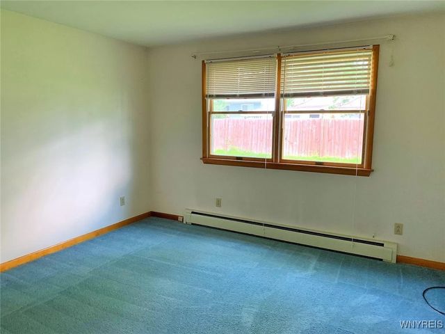 123 Ava Lane, Amherst, NY 14221