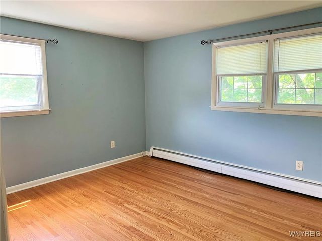 123 Ava Lane, Amherst, NY 14221