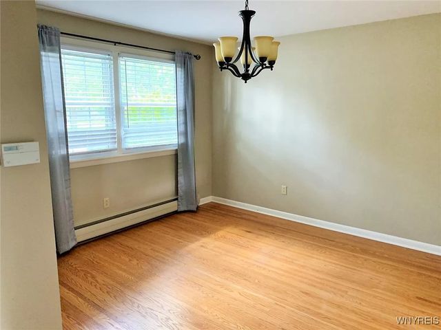 123 Ava Lane, Amherst, NY 14221