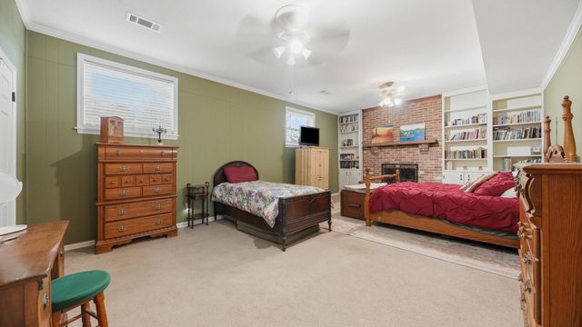 1304 Highcrest Drive, Hixson, TN 37343