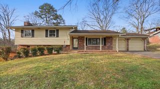 1304 Highcrest Drive, Hixson, TN 37343