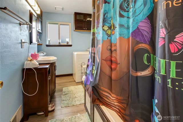 10312 Rainier Avenue SW, Lakewood, WA 98499