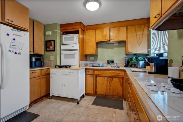 10312 Rainier Avenue SW, Lakewood, WA 98499