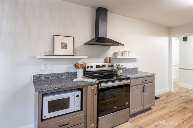 2006 S Linda Drive, Bellbrook, OH 45305