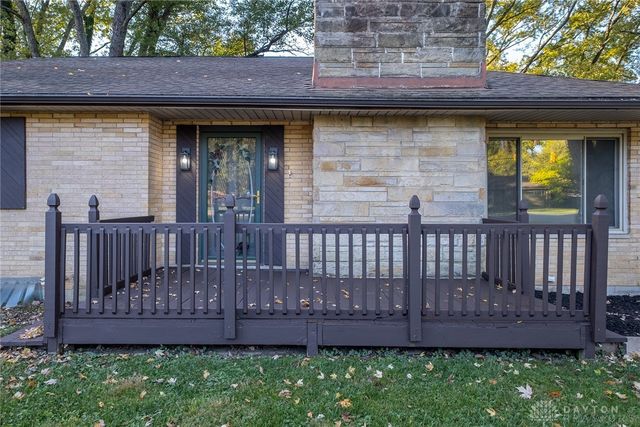 2006 S Linda Drive, Bellbrook, OH 45305