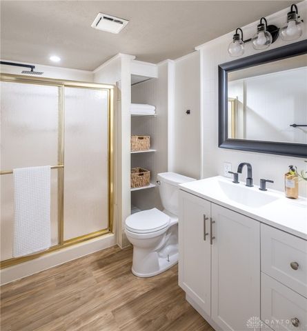 2006 S Linda Drive, Bellbrook, OH 45305