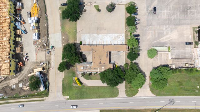 460 E John W Carpenter, Irving, TX 75062