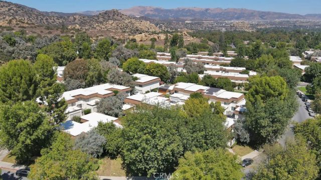 10121 Larwin Avenue 3, Chatsworth, CA 91311