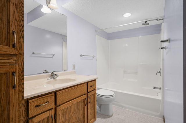 9482 Niagara Lane N, Maple Grove, MN 55369