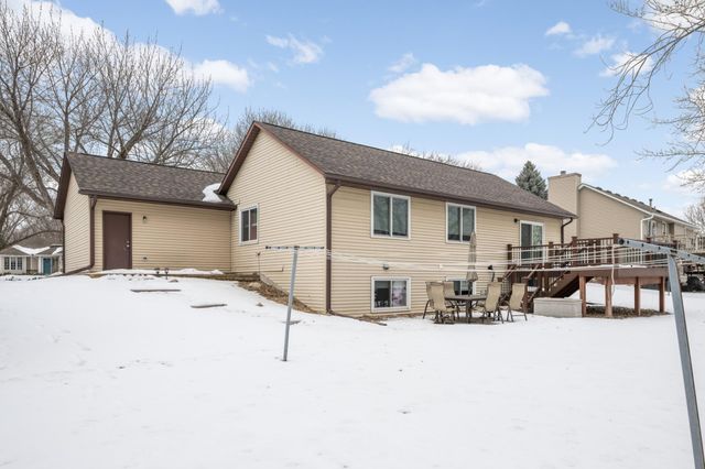 9482 Niagara Lane N, Maple Grove, MN 55369