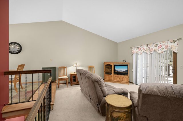 9482 Niagara Lane N, Maple Grove, MN 55369