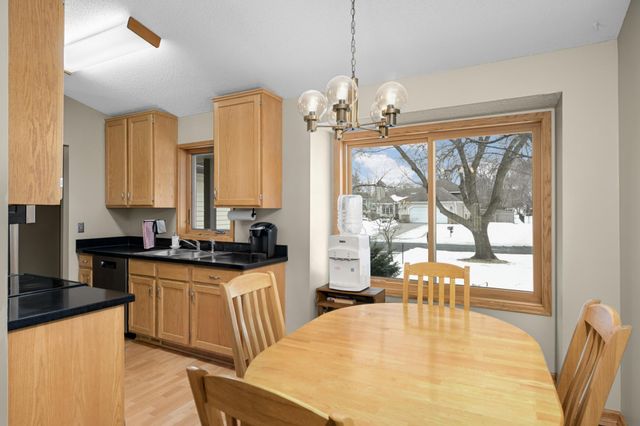 9482 Niagara Lane N, Maple Grove, MN 55369