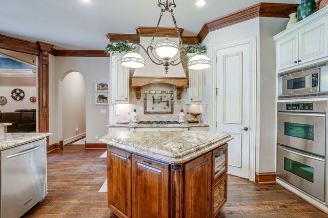 6251 Paper Shell Way, Fort Worth, TX 76179