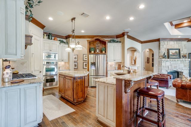 6251 Paper Shell Way, Fort Worth, TX 76179