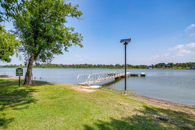 6251 Paper Shell Way, Fort Worth, TX 76179