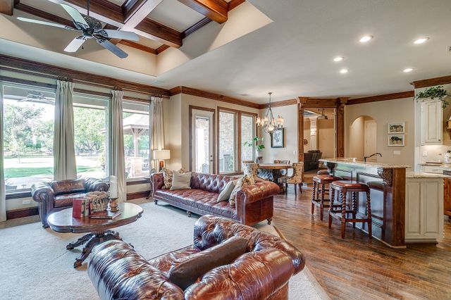 6251 Paper Shell Way, Fort Worth, TX 76179