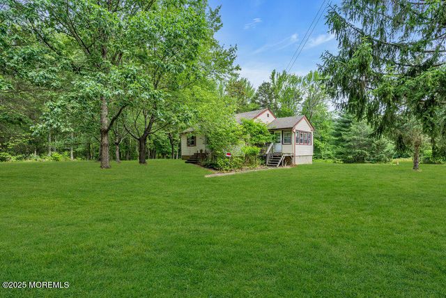 211 E Greystone Road, Old Bridge, NJ 08857