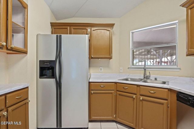 12072 AUTUMN GATE Drive, El Paso, TX 79936