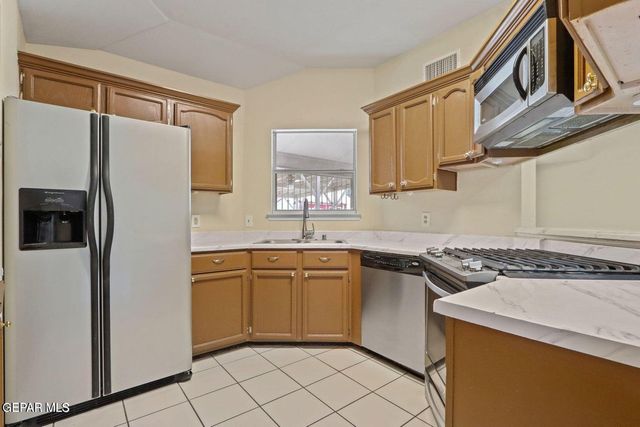12072 AUTUMN GATE Drive, El Paso, TX 79936