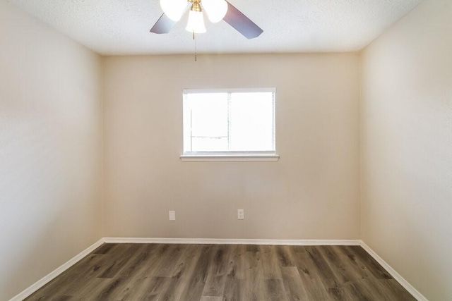9938 Shell Rock Road, La Porte, TX 77571