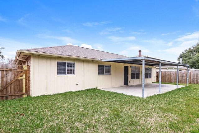 9938 Shell Rock Road, La Porte, TX 77571