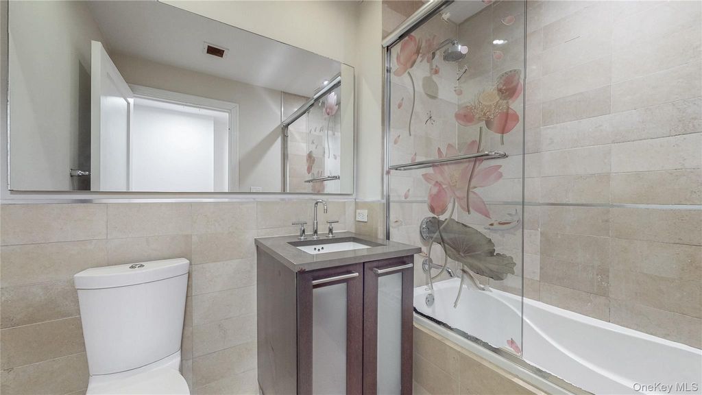 64-05 Yellowstone Boulevard 409S, Forest Hills, NY 11279 — photo 4