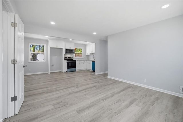 404 Felton RD, Portsmouth, VA 23701